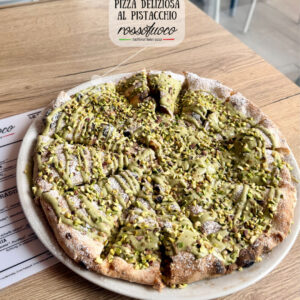 Rossofuoco Erlangen - Pizza Deliziosa al Pistacchio di Bronte